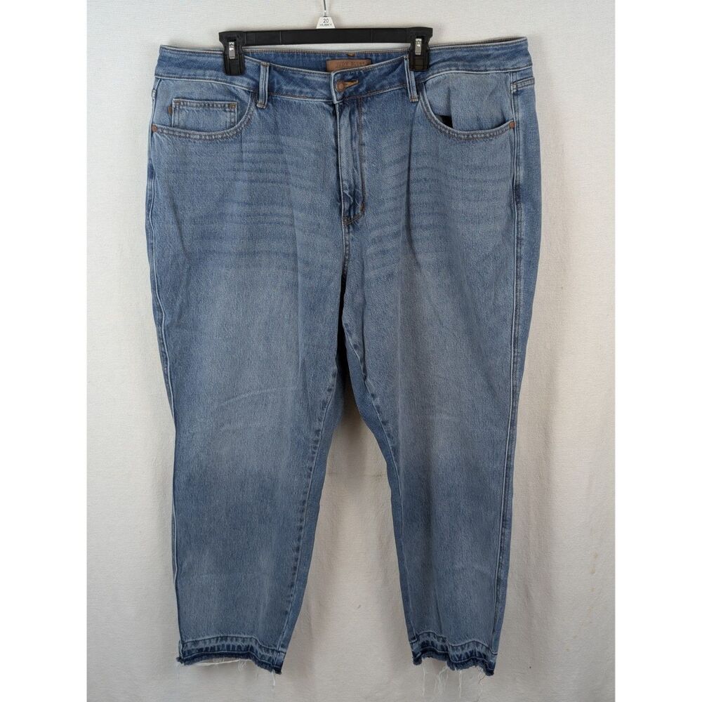 Judy Blue Mid Rise Rigid Magic Released Hem Boyfriend Fit Jeans Women's Size 22W